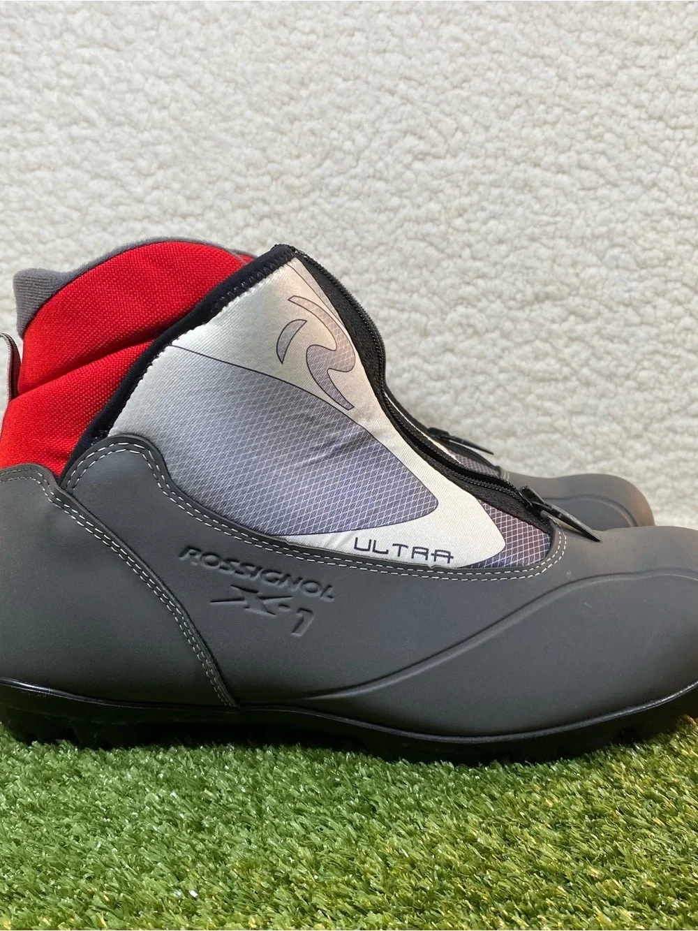 Rossignol X-1 Ultra Classic Nordic Cross Country Ski Boots Mens Size 46 Grey Red